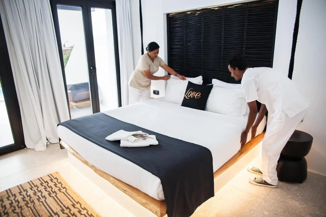 Agrari Bo Suites By Mykonos Rocks 2*, Agrari (Mykonos) יוון