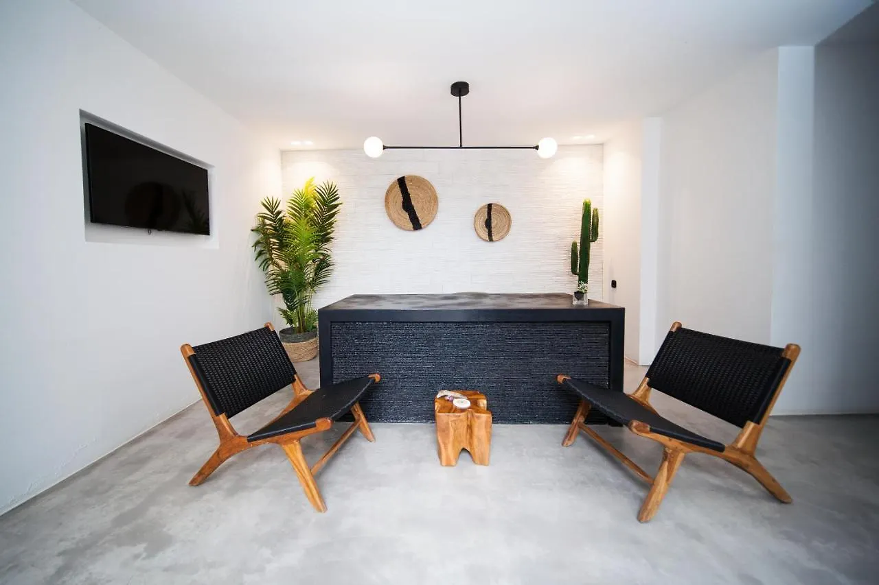 Agrari Bo Suites By Mykonos Rocks